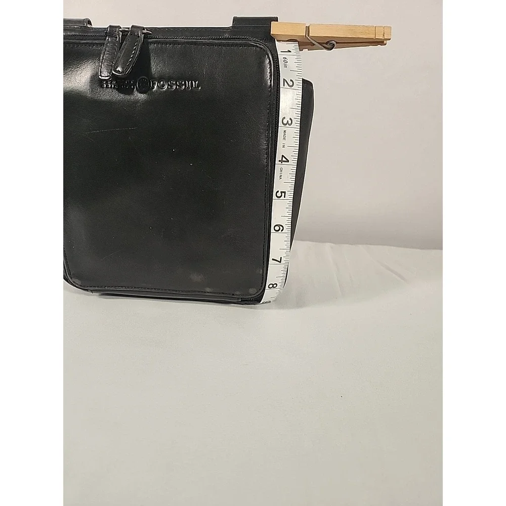 Fossil Black Leather Crossbody Bag Messenger Multi Pocket Purse Travel Organizer